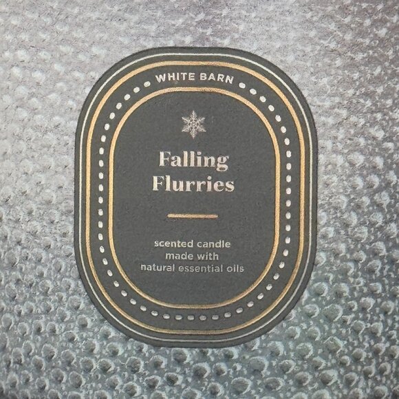 BBW Falling Flurries White Barn Bath & Body Works 3 Wick Candle - Picture 3 of 11